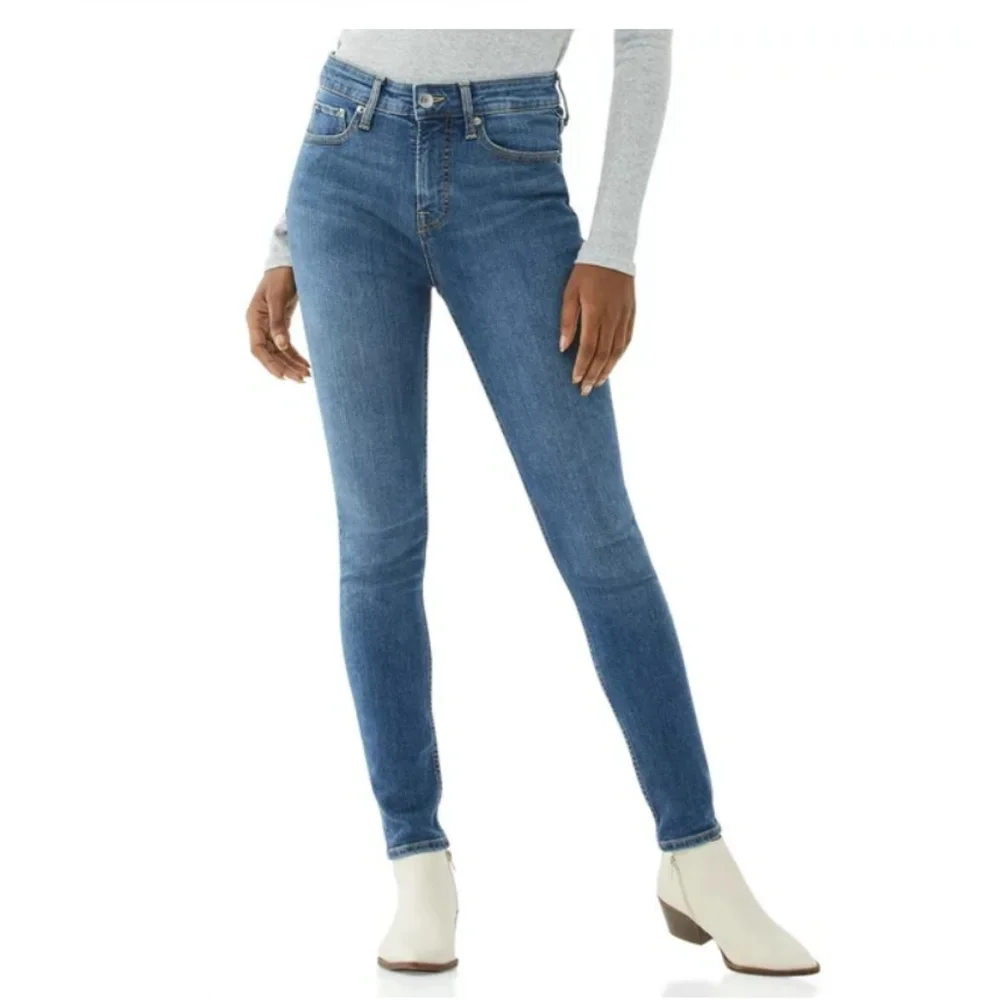 Free Assembly Jeans - Picture 1 of 10